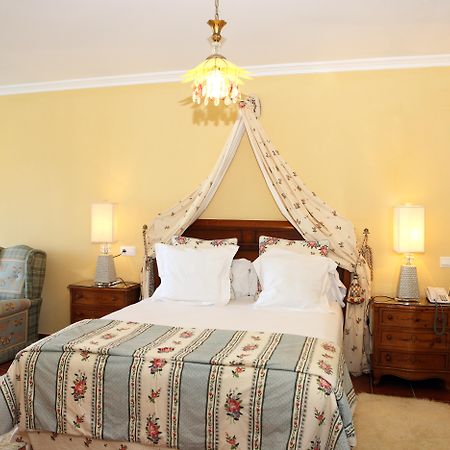 Hotel Restaurante Risco Ларедо Екстериор снимка